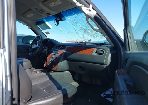 2013 Chevrolet Tahoe Lt из США, поврежденный, VIN 1GNSKBE01DR157083